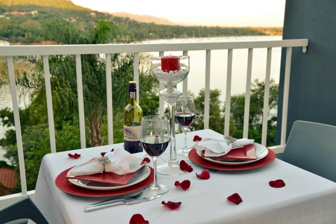 The Shore House Hartbeespoort Kültér fotó