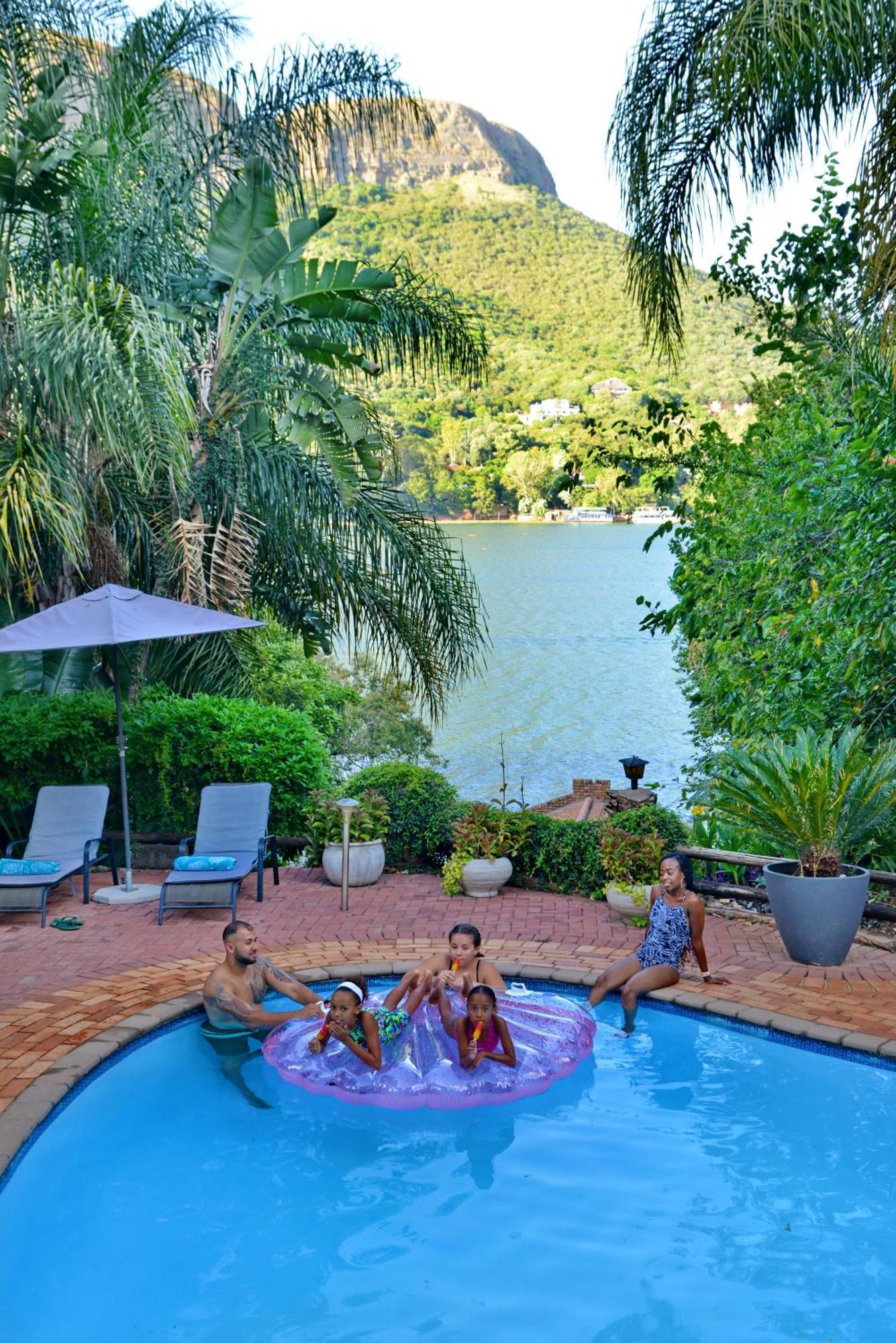 The Shore House Hartbeespoort Kültér fotó